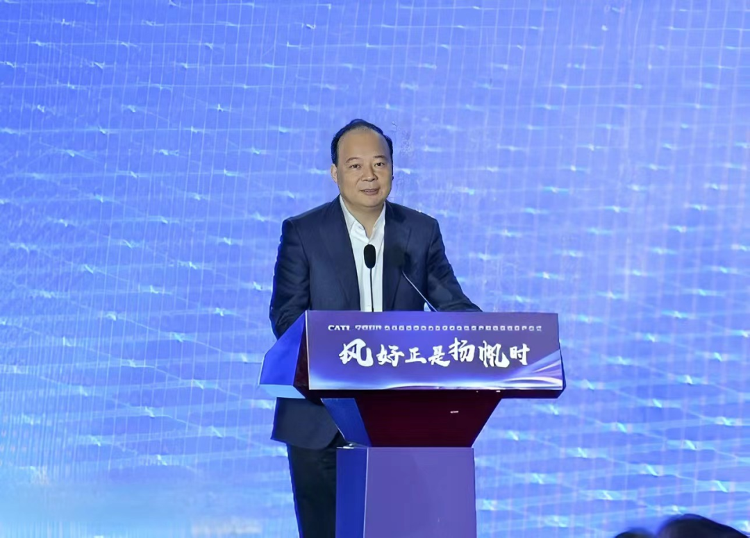 02-配文插图-财神争霸董事长、总经理曾毓群发表致辞.png